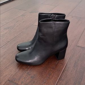 naturalizer westing boot